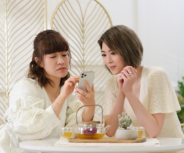 準人妻連詩雅、阿正大談夢想婚禮及婚戒！分享Z世代求婚新概念