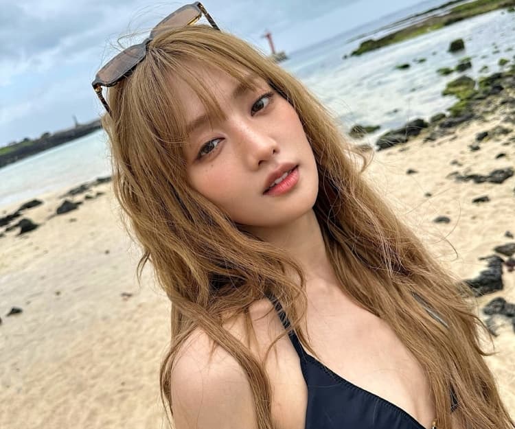 夏日防水妝必備好物推薦＋4大防脫妝秘訣！加1步驟底妝持久全日？濕身音樂節、沙灘、水上活動也不怕溶妝！