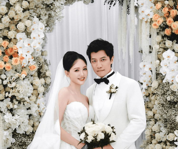 2026結婚好日子︳一文看清結婚吉日、相沖生肖 8大擇日禁忌︰擇日以XX日期為主、除咗父母生日仲要避開呢幾個日子！