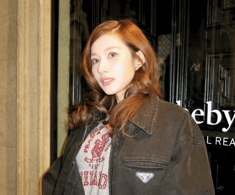 Miu Miu熱潮掀起新髮型趨勢！如何打造長短髮都適合的Miu系髮型？跟住學4大步驟：頭髮分界是重點