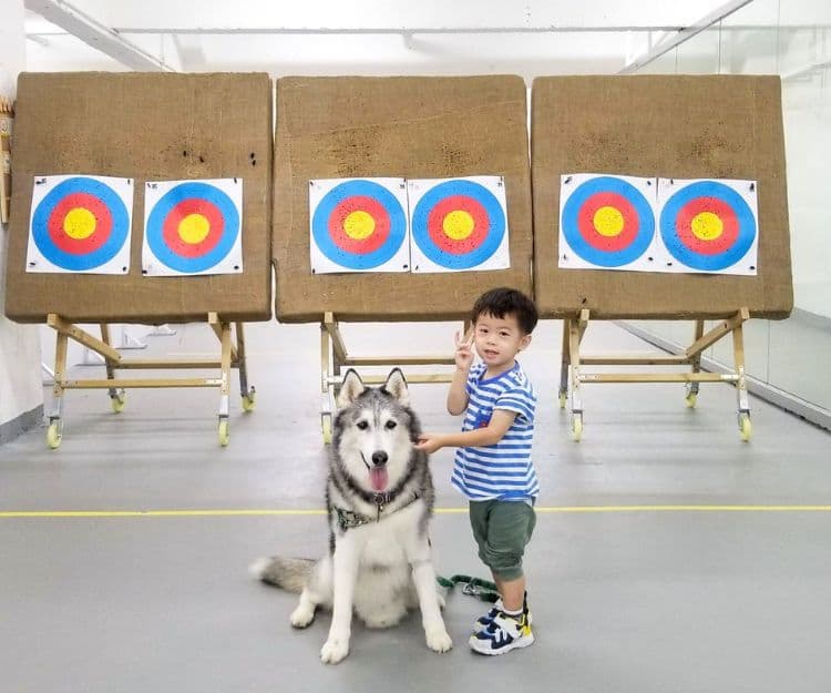 親子好去處｜率先體驗超過5,000呎室內射箭場 特設兒童射箭體驗班極考眼界！喜歡刺激及一家大小都啱玩！